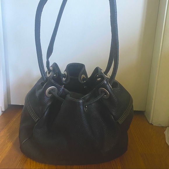 Ombu Black Bucket Purse - Picture 3 of 8